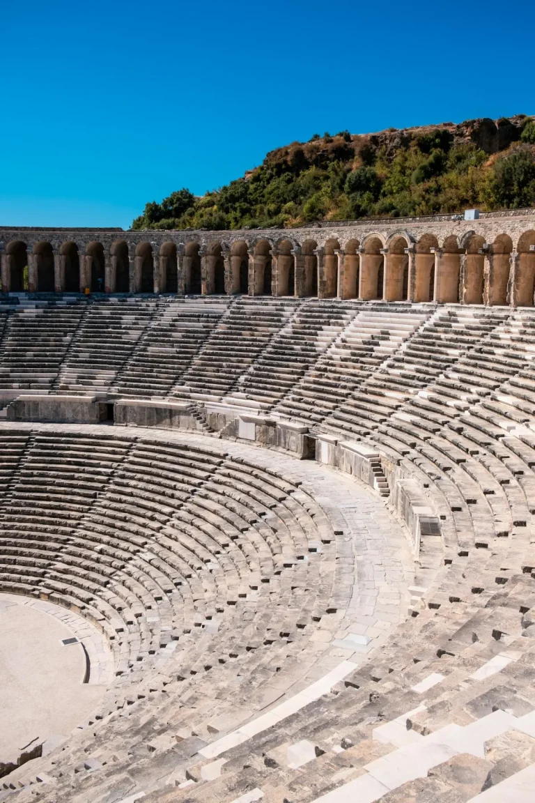 Théâtre romain d'Aspendos, le mieux conservé au monde, près d'Antalya