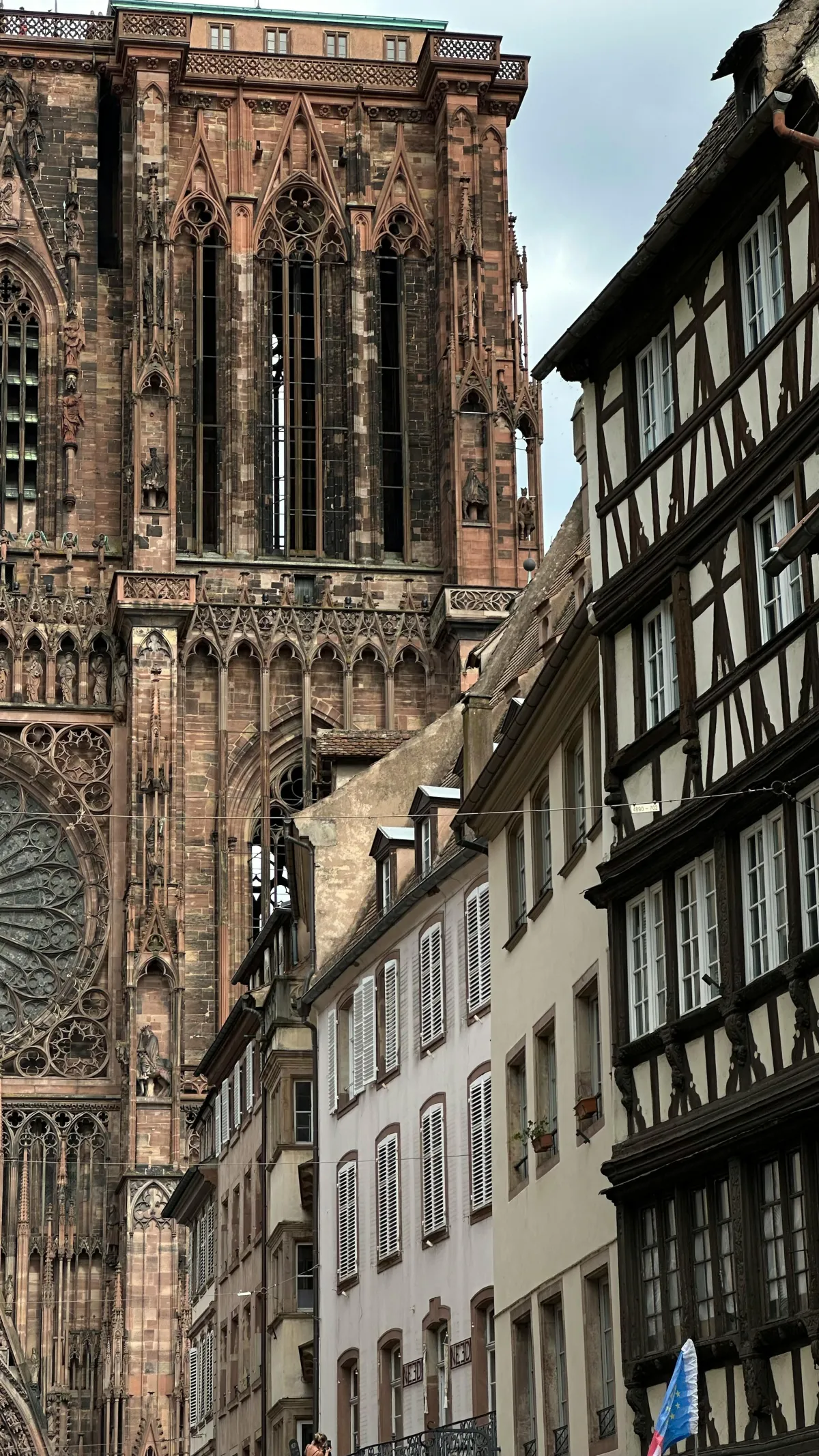 Cathédrale de Strasbourg et façades médiévales de la vieille ville