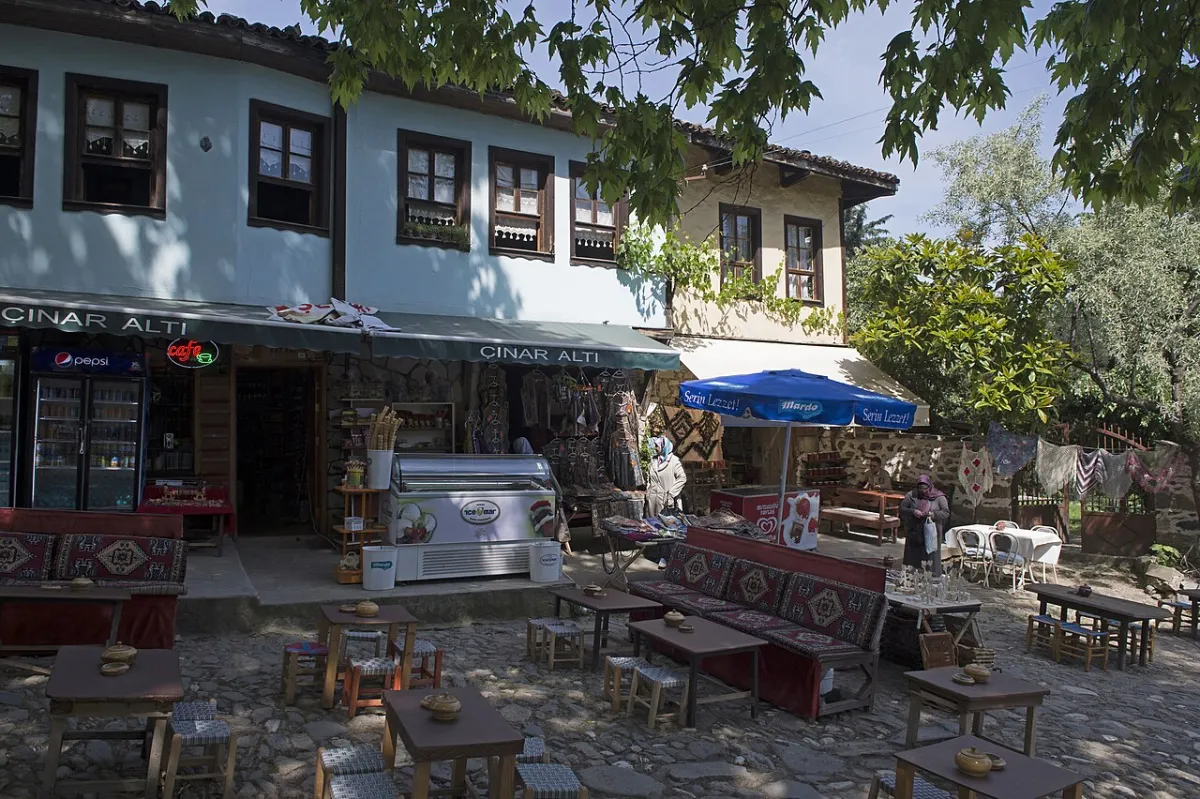 Maisons ottomanes colorées du village de Cumalıkızık près de Bursa