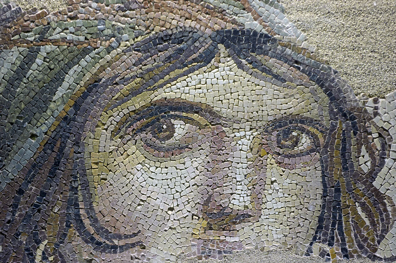 Mosaïque de la Fille Gitane du musée de Zeugma à Gaziantep