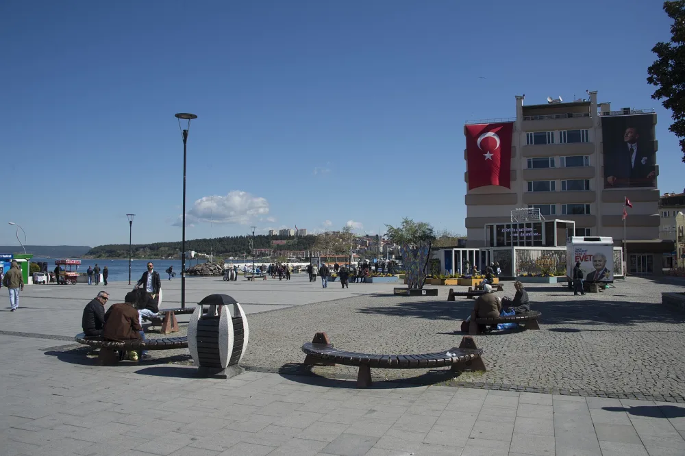 Front de mer de Çanakkale (Kordon) le long des Dardanelles