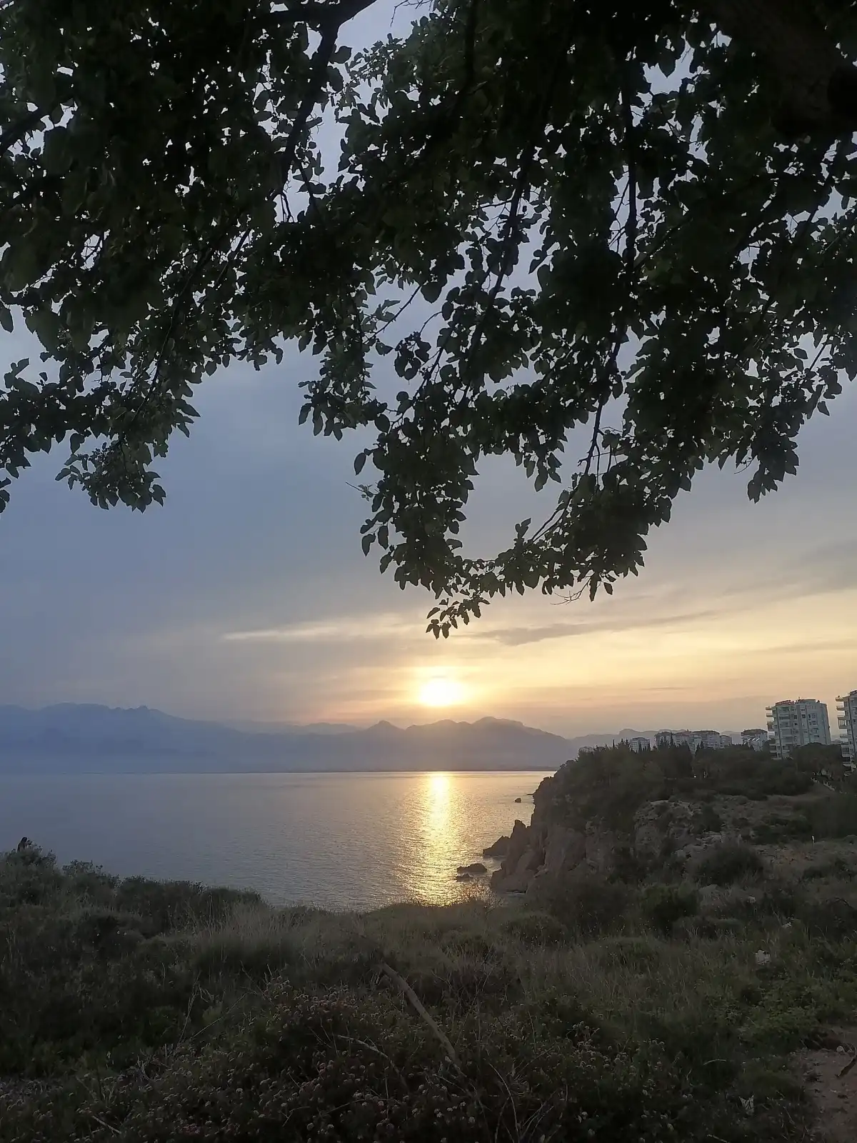 Coucher de soleil sur la Méditerranée depuis la Riviera turque