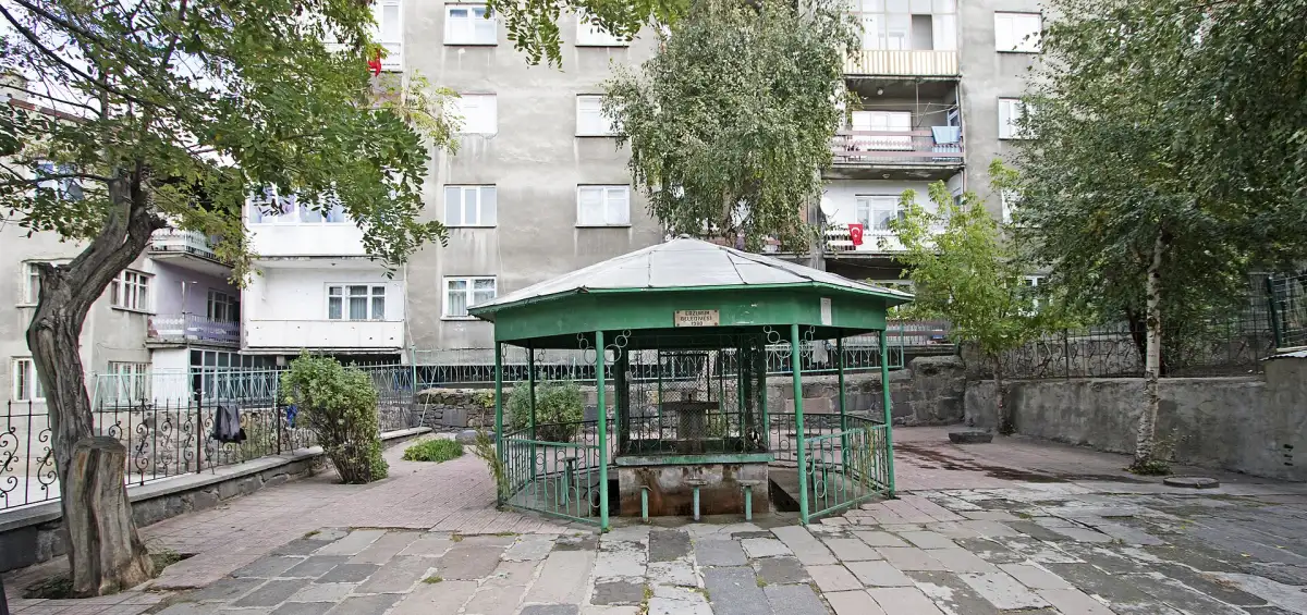 Fontaine d'ablutions d'une mosquée à Erzurum, en Turquie